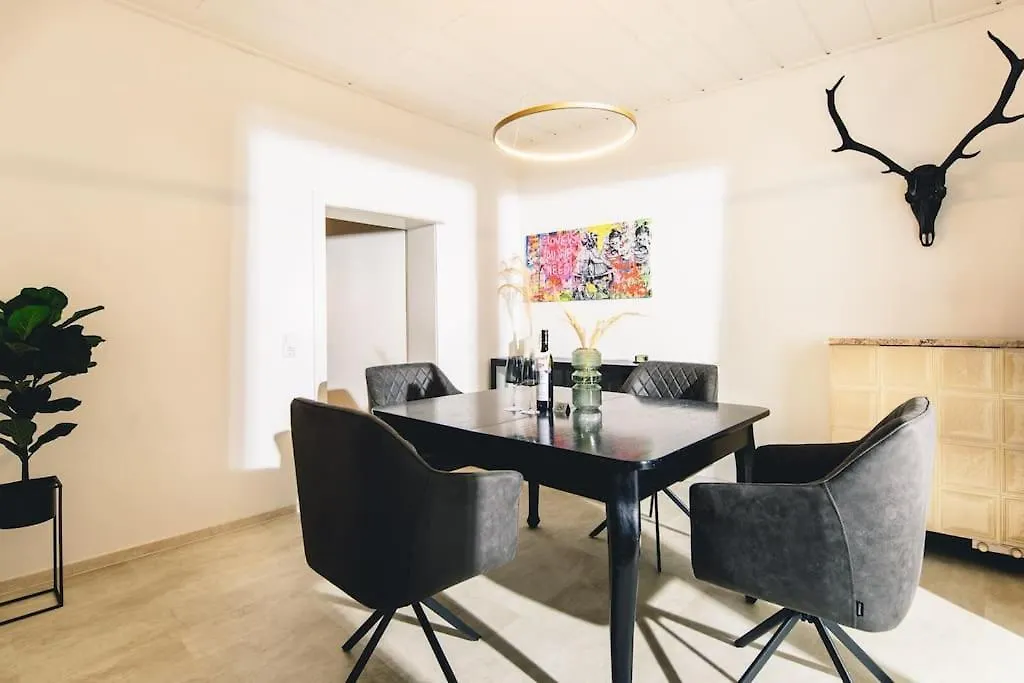 Charmantes Apartment Mit Terrasse Graz