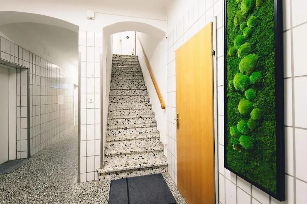 Charmantes Apartment Mit Terrasse Graz